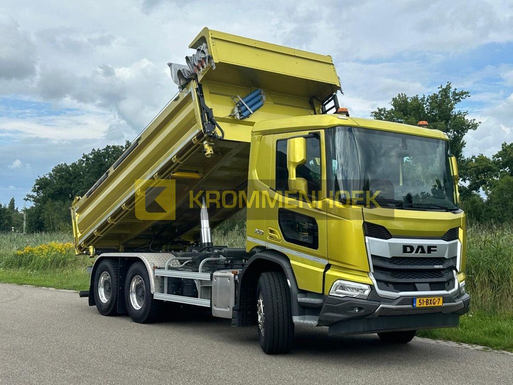 DAF XD 450 FAT Demo truck | 6x4 | 3-side tipper KH9511