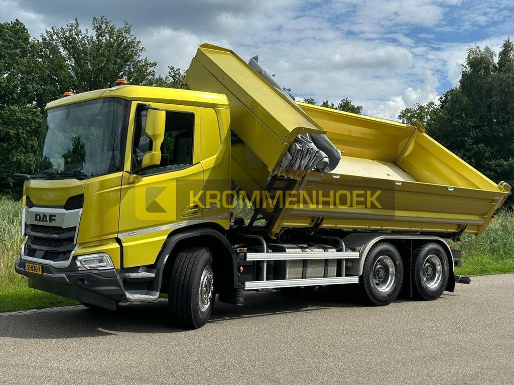 DAF XD 450 FAT Demo truck | 6x4 | 3-side tipper KH9511