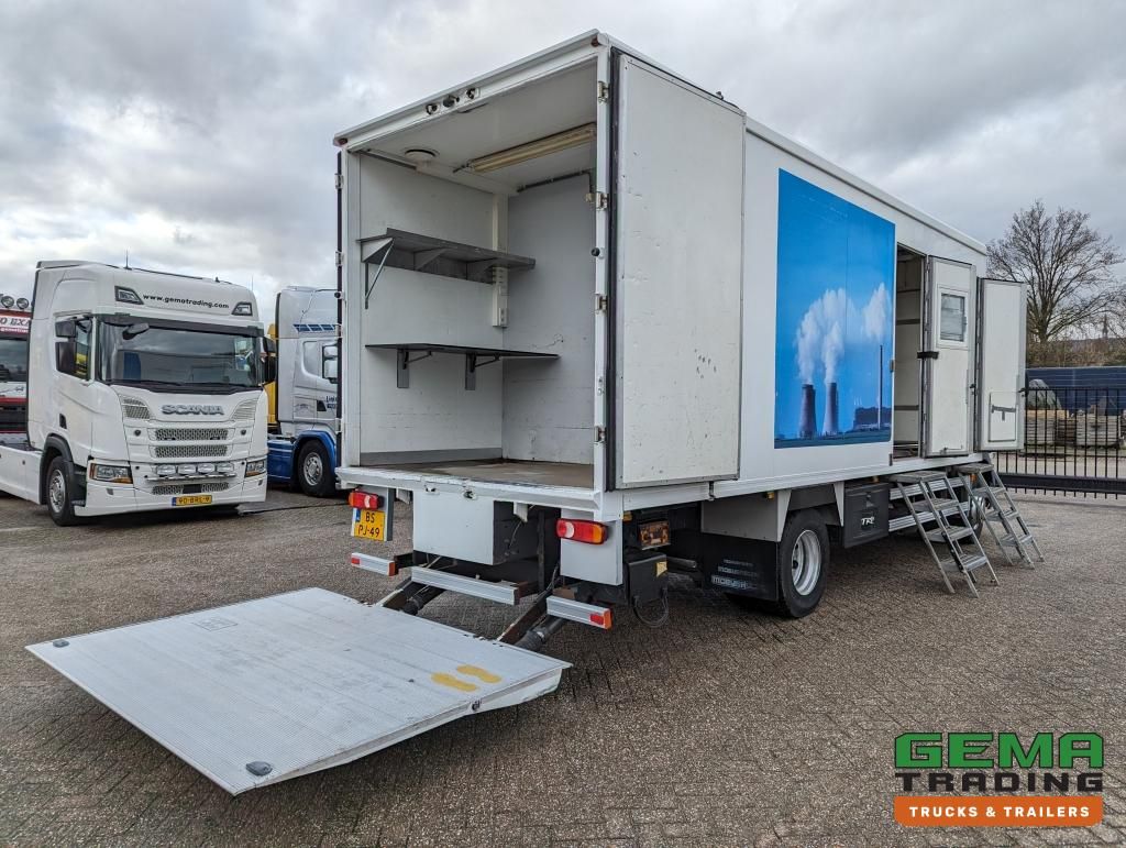 DAF FA LF55.180 4x2 Daycab 15T Euro4 Mobile Office / Camper / Workshop - Manual - Airco - Dhollandia Laadklep 1500KG - 150.000KM (V690)
