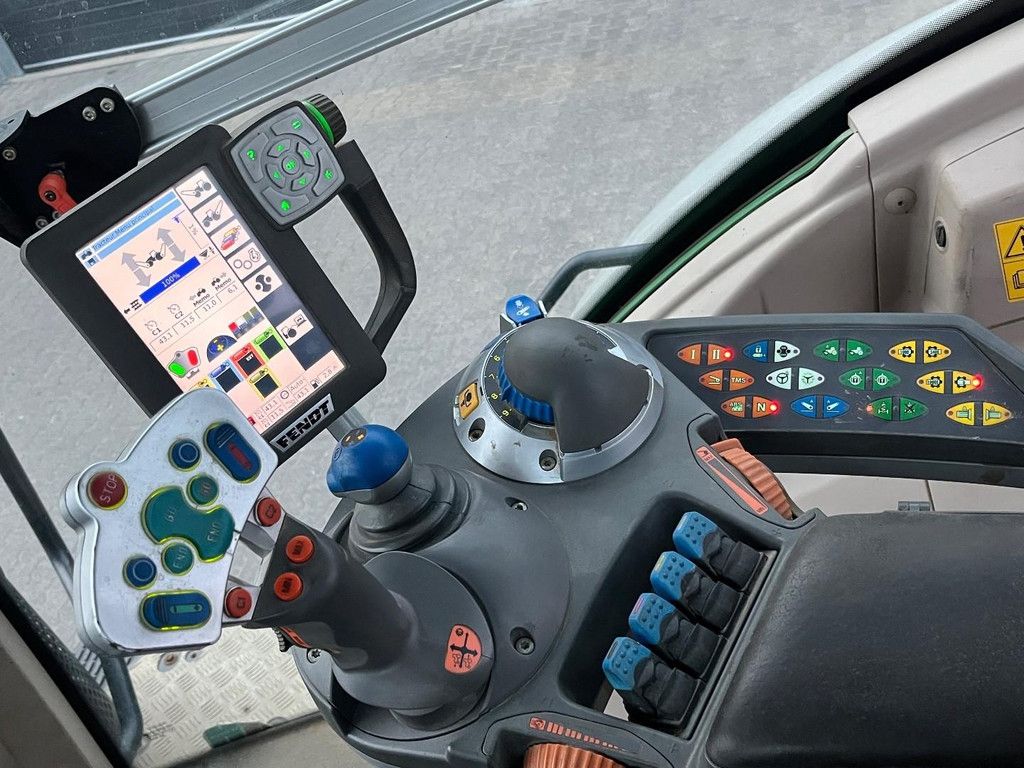 FENDT 933 SCR WG3937