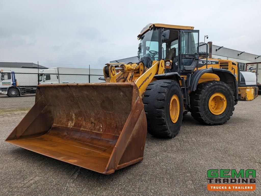 Hyundai HL760-9A Wheelloader - BM-Air overdruk unit - Cummins QSB6.7 - Engine prefilters (M33)