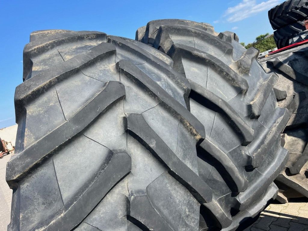 Trelleborg 900/ 60- r 42 wielen WG3985