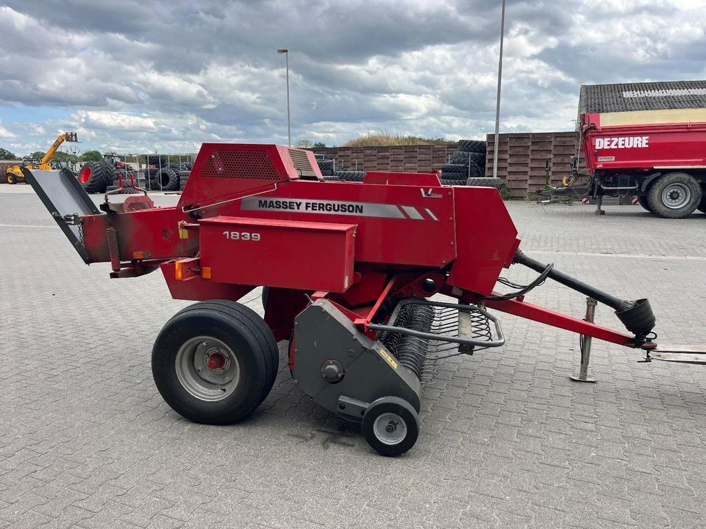 MASSEY FERGUSON 1839 WG4024