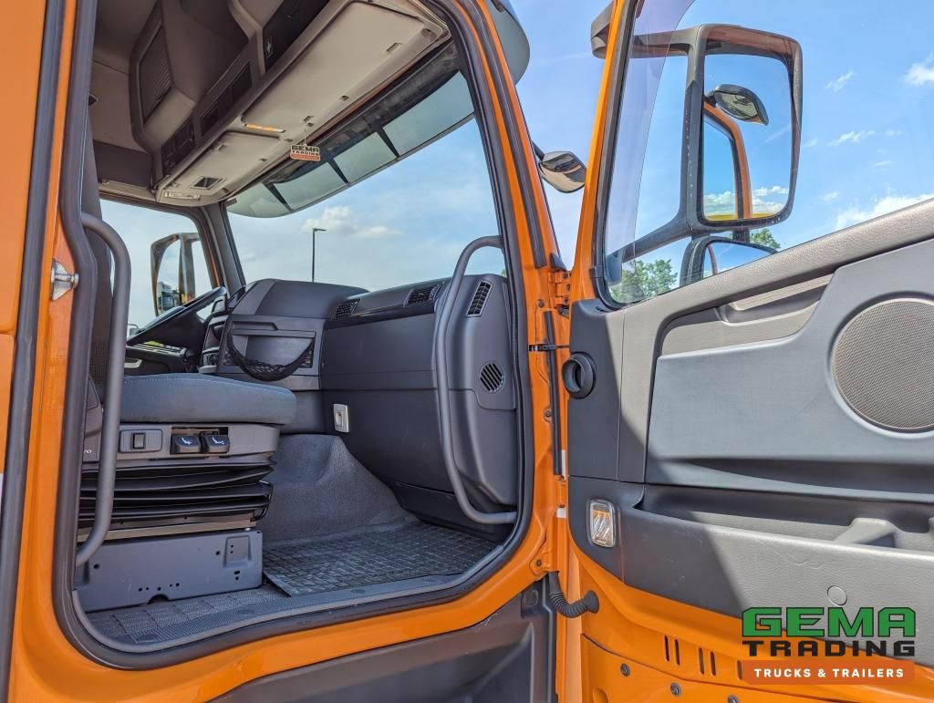 Volvo FH420 4x2 Euro5 FH420 4x2 Globetrotter Euro5 - XLOW