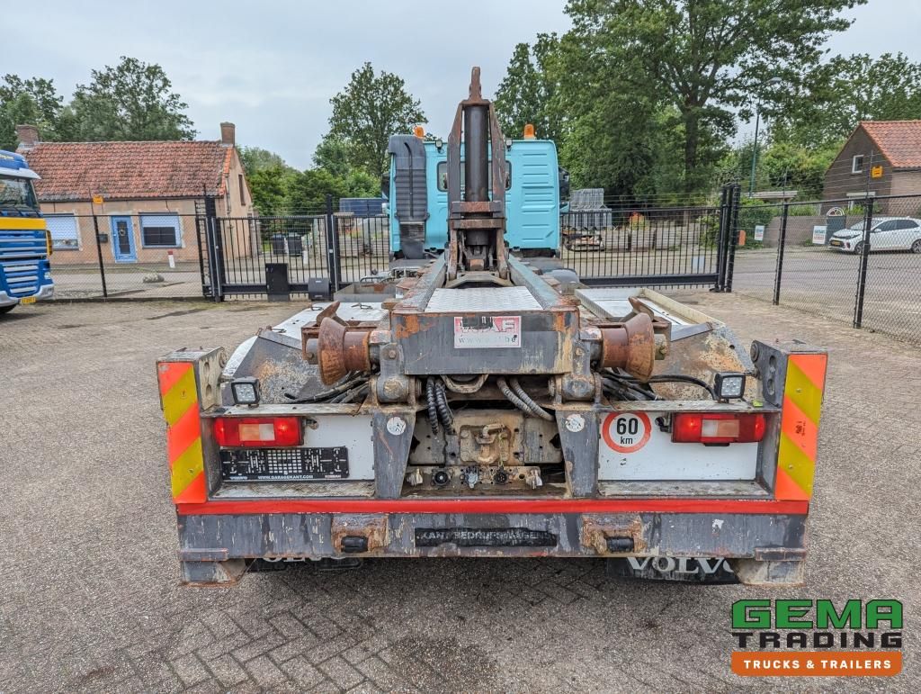 Volvo FMX410 8x4 /4 Daycab Euro5 - Hooklift 25T - CementSilo - Radiographic - Hydr. Support Legs - HubReduction