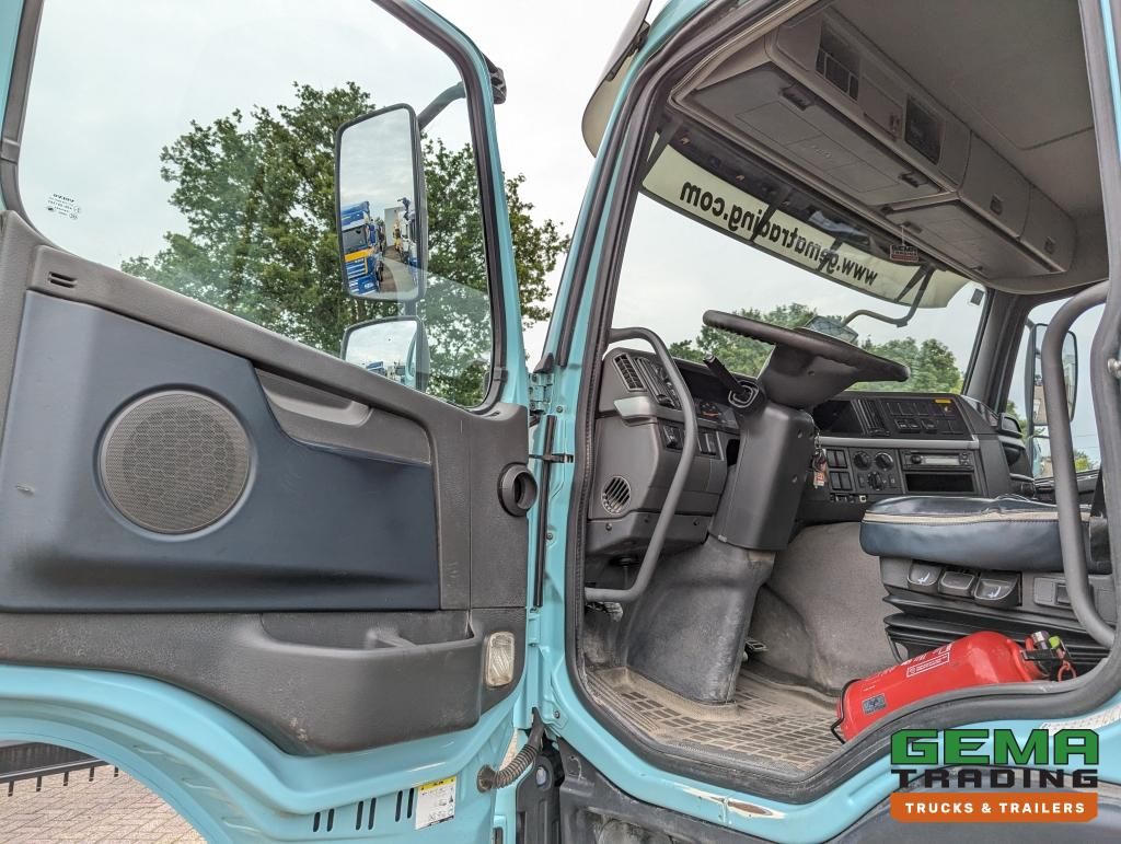 Volvo FMX410 8x4 /4 Daycab Euro5 - Hooklift 25T - CementSilo - Radiographic - Hydr. Support Legs - HubReduction