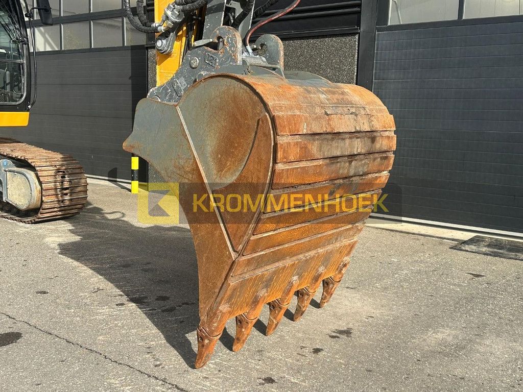 Liebherr R 924 LC Likufix SWA48 KH9532