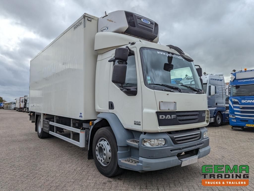 DAF FA LF55.300 4x2 Sleepcab 18T Euro5 Koel-VriesBak 6.45m + Carrier Supra 750 - Laadklep 1500KG (V781)