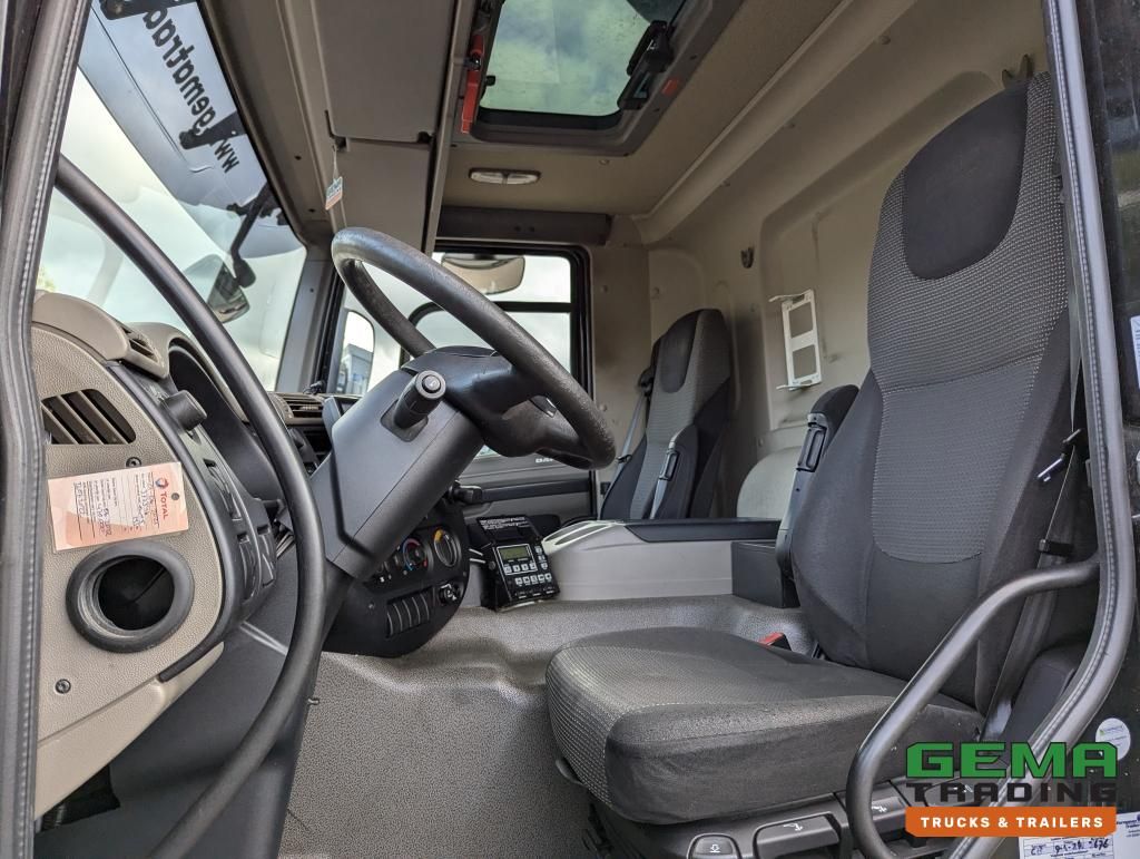 DAF FA CF65.250 4x2 Daycab Euro5 Kühl-/Gefrierbox 6,7 m + Träger Supra 750 m + Hebebühne 2000 kg