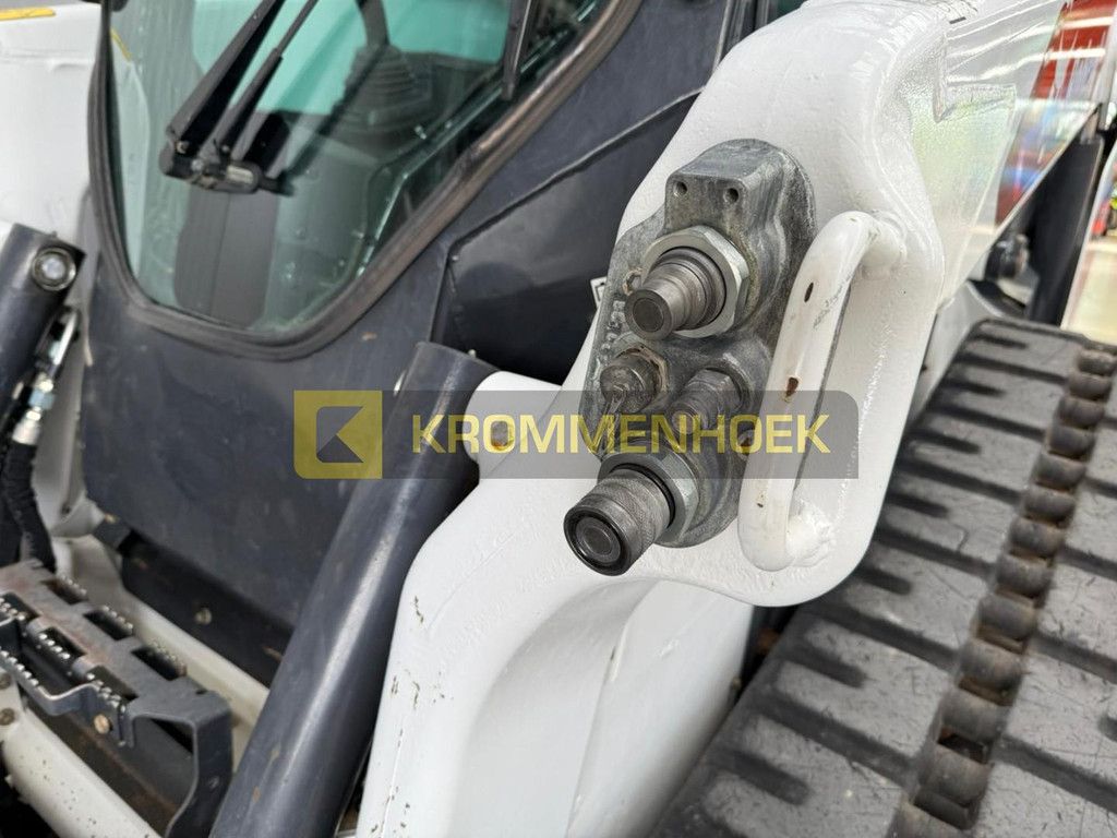 Bobcat T 76 KH9353