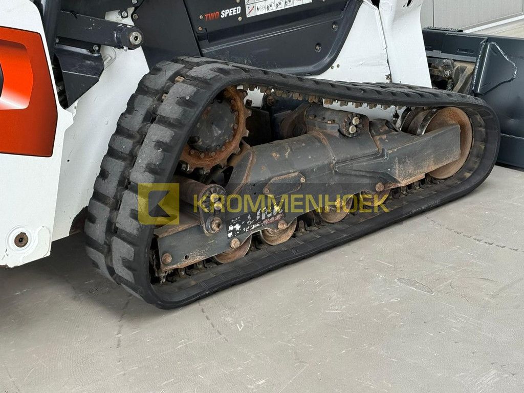 Bobcat T 76 KH9353