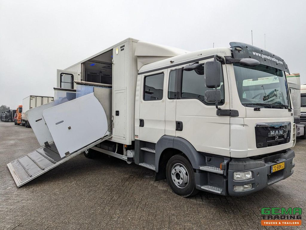 MAN TGL 12.180 4x2 DoKa 7 pers. Euro5 EEV - Horse truck 2 horses - 147.000 km!