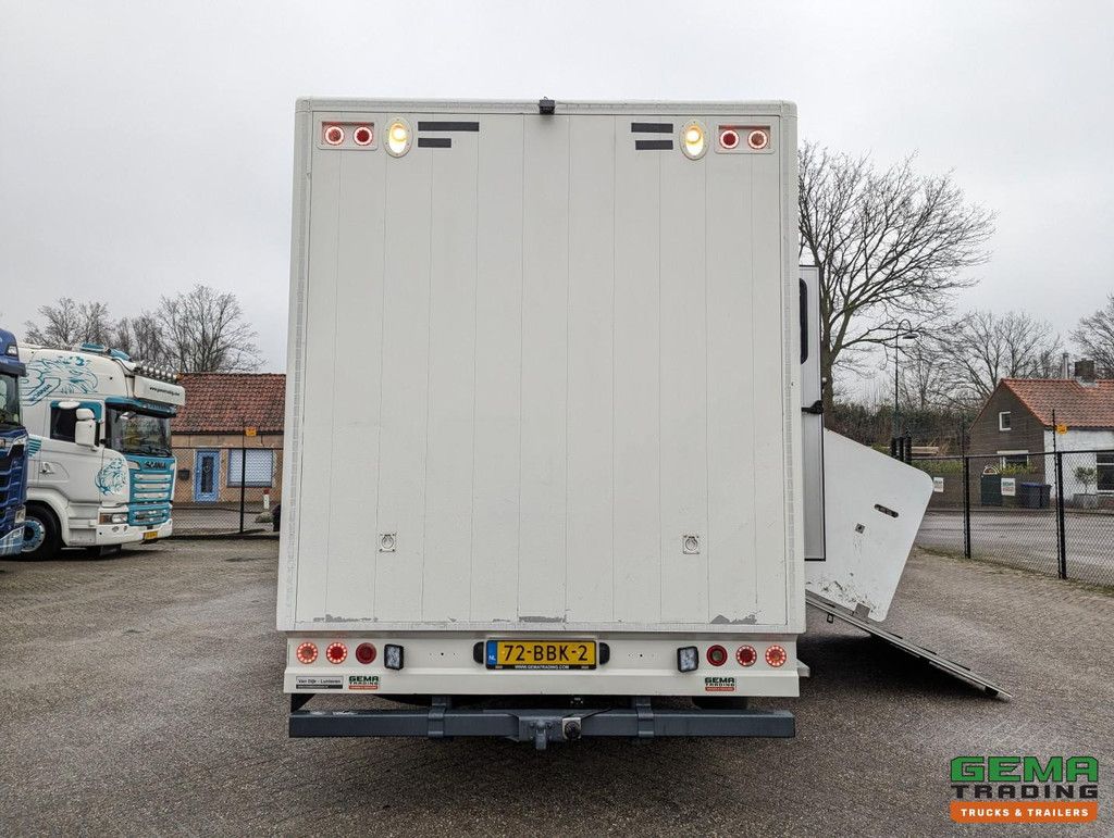 MAN TGL 12.180 4x2 DoKa 7 pers. Euro5 EEV - Horse truck 2 horses - 147.000 km!