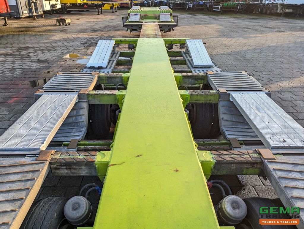 RECKER SAHN TIEFLADER SPEZIAL LowLoader - 3-Steering Axles - Remote Control - Extendable - HydraulicWidenable - Wheel Arch