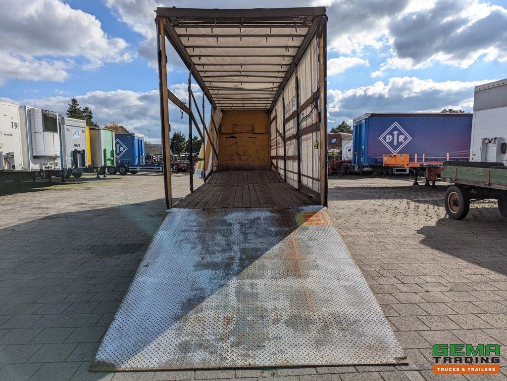 Burg BPO 12-27 SKNXX Semi Low Loader 3-Axles BPW - Sliding tarpaulin / Sliding roof / Lifting roof - Hydraulic ramp 9000KG
