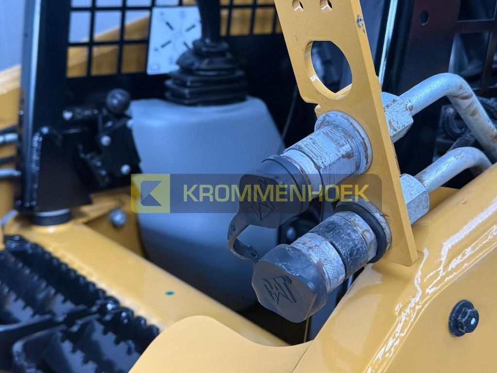 Caterpillar 216 B3 KH9582