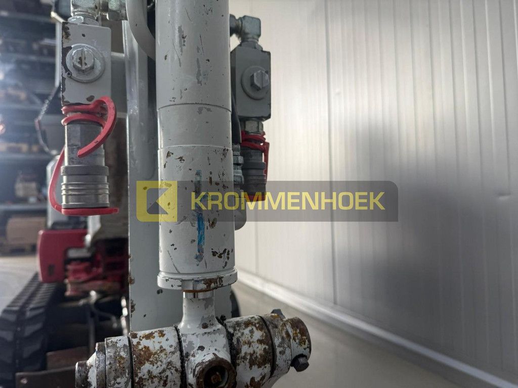 Takeuchi TB 210 R KH9591