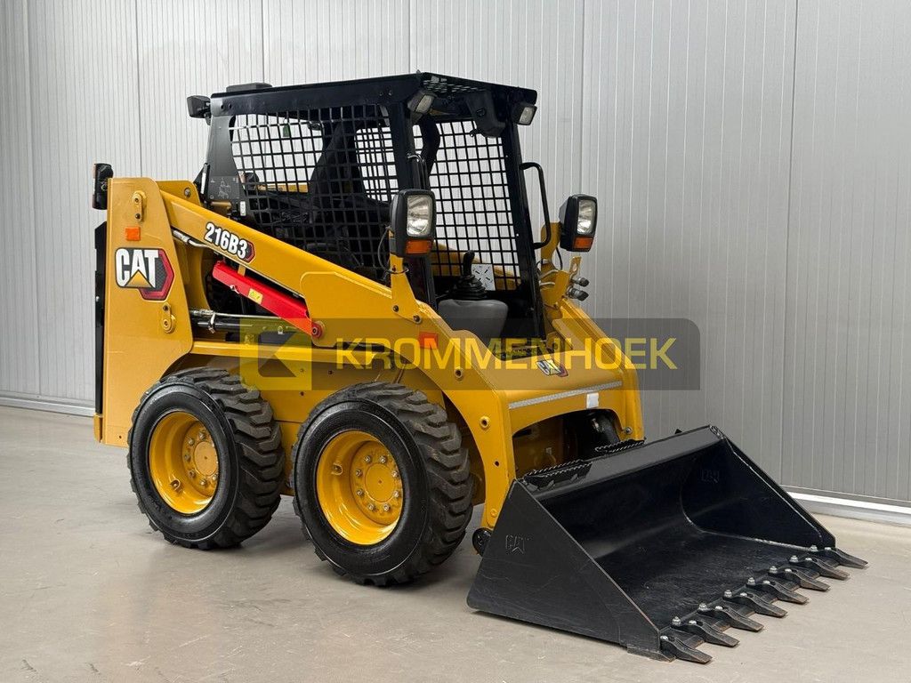 Caterpillar 216 B3 KH9583