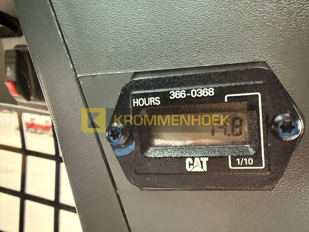 Caterpillar 216 B3 KH9583