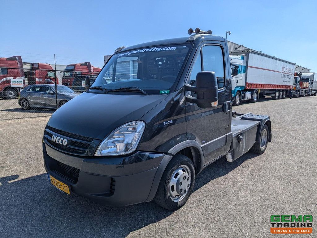 Iveco 35C18/T 4x2 Euro4 - BE-Traktor - 3-Sitzer - Drucklufthörner - Nationaler Autopass