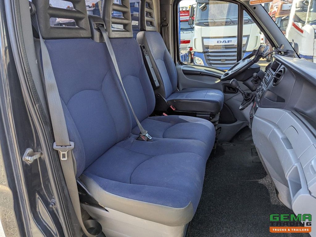 Iveco 35C18/T 4x2 Euro4 - BE-Traktor - 3-Sitzer - Drucklufthörner - Nationaler Autopass