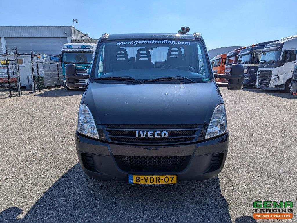 Iveco 35C18/T 4x2 Euro4 - BE-Traktor - 3-Sitzer - Drucklufthörner - Nationaler Autopass
