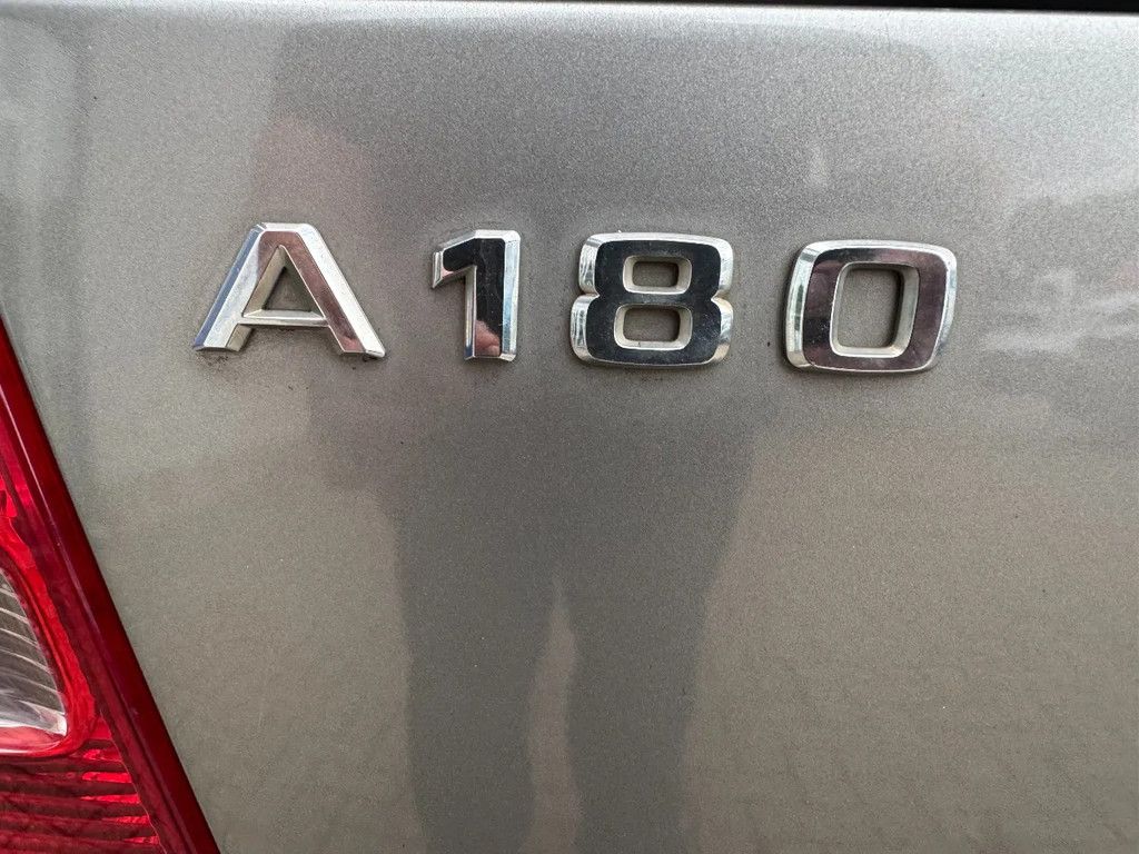Mercedes-Benz A-klasse **A180-AUTOMAAT**