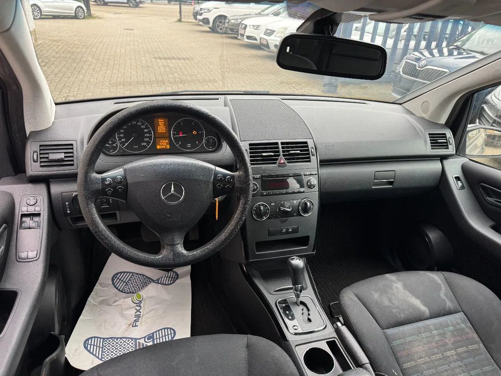 Mercedes-Benz A-klasse **A180-AUTOMAAT**