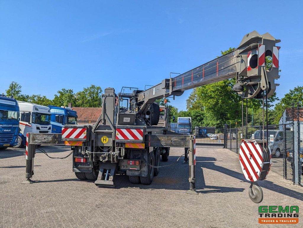 OAF 32.281 6x6 - WSK - Palfinger PK30000T - Hub reduction - 2 Winches - 59,000KM - LikeNEW