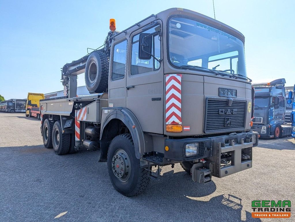 OAF 32.281 6x6 - WSK - Palfinger PK30000T - Hub reduction - 2 Winches - 59,000KM - LikeNEW