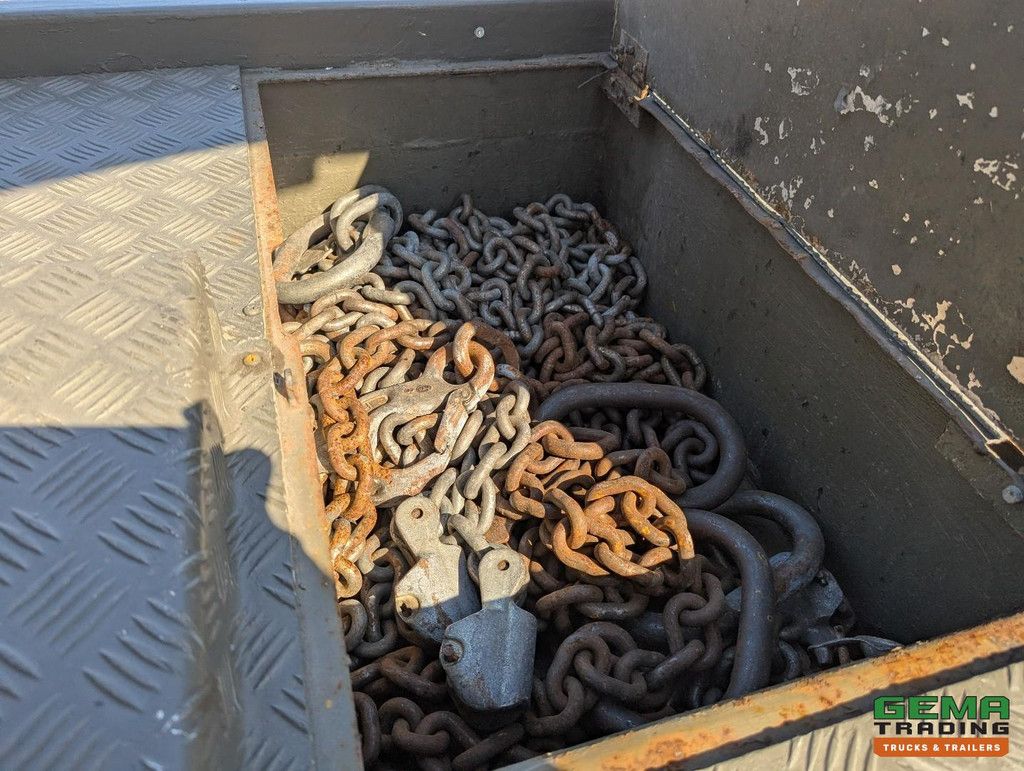 OAF 32.281 6x6 - WSK - Palfinger PK30000T - Hub reduction - 2 Winches - 59,000KM - LikeNEW