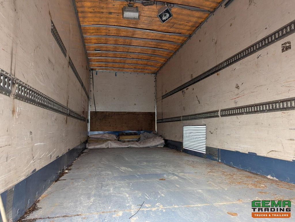 DAF XF95.430 4x2 Spacecab Euro2 - Retarder - Closed box 7.7m - Manual transmission - Catch jaw