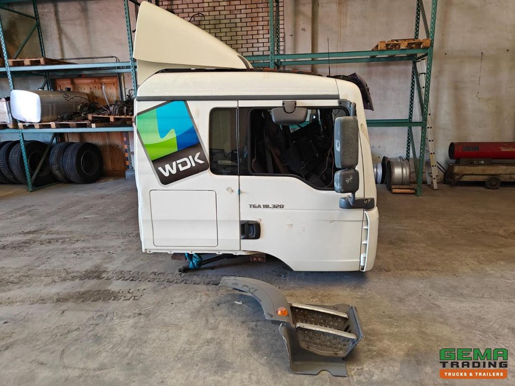 MAN TGA Cabine