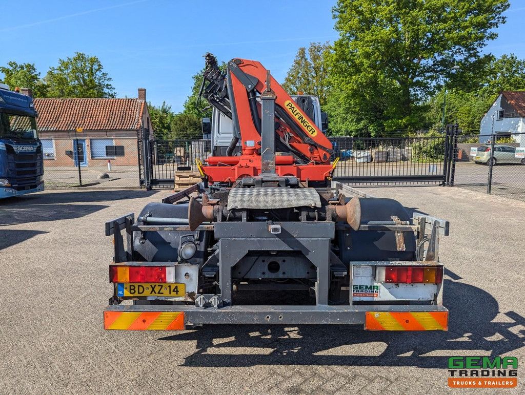 DAF 75.240 4x2 Dagcab Euro1 - Haakarm 14T + Palfinger PK11000 - Afstandsbediening