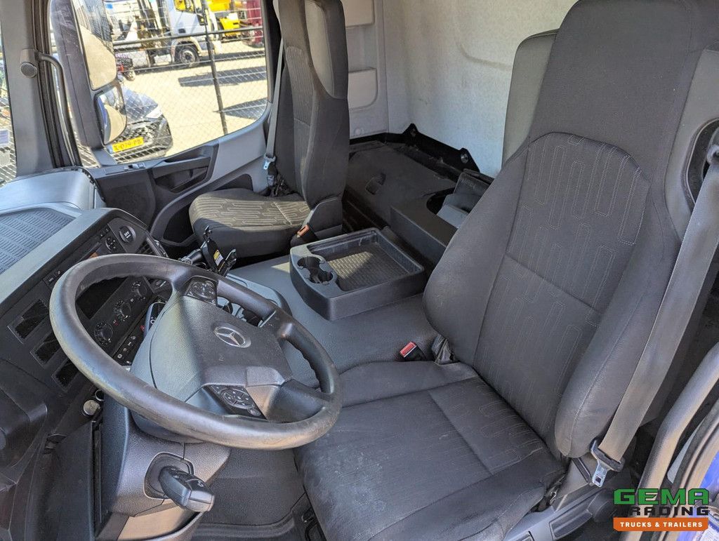 Mercedes-Benz Antos 1843 4x2 Daycab Euro6 – Chereau Kühl-/Gefrierkombination – Carrier Supra – Durchladesystem – Hebebühne 2000 kg