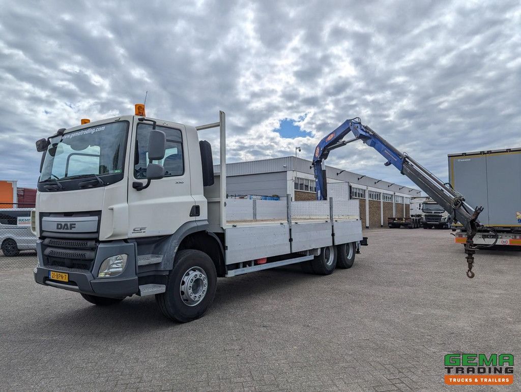 DAF CF 330 FAT 6x4 Dagcab Euro6A - Open laadbak 6.4m + PM 15522 - RadioGrafisch - Handgeschakeld - 08/2025APK