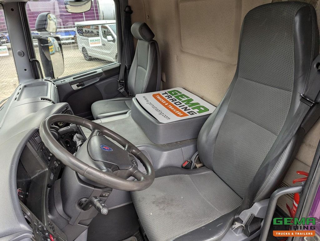 Scania P230 4x2 Dagcab Euro5 - Koel-VriesBak 8.4m + Carrier Supra 950MT + Laadklep 2000kg