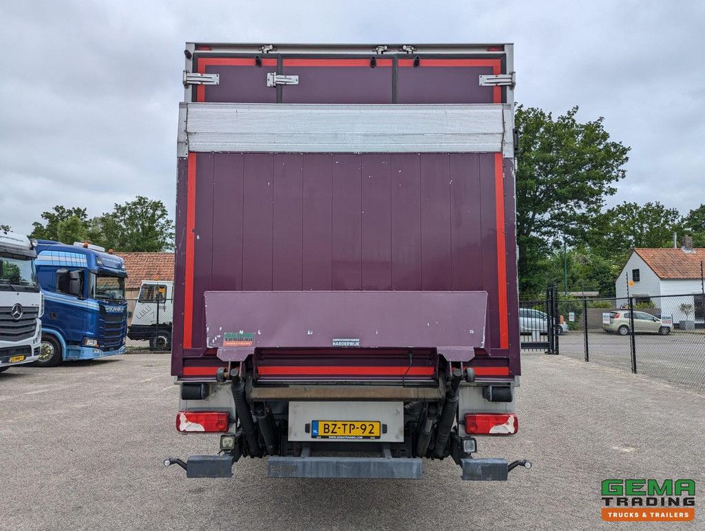 Scania P230 4x2 Dagcab Euro5 - Koel-VriesBak 8.4m + Carrier Supra 950MT + Laadklep 2000kg