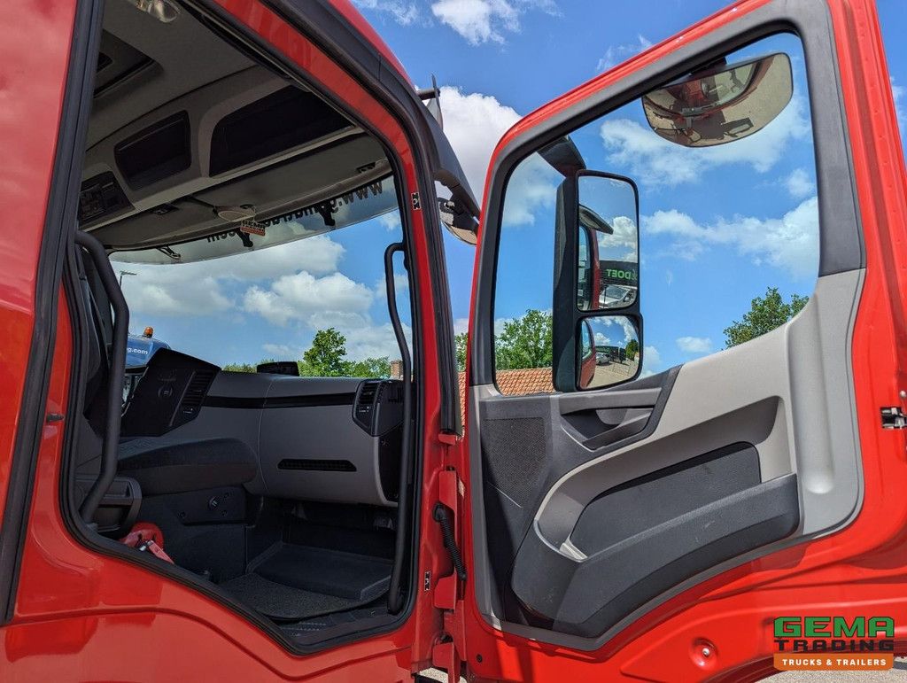 Mercedes-Benz Antos 2027 4x2 Daycab Euro6C – Geschlossener Kasten 7,6 m – Hebebühne 2000 kg – 11/2025 TÜV