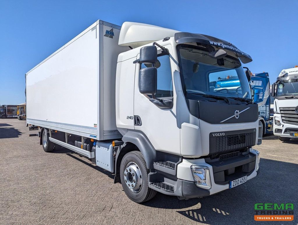 Volvo FL240 4x2 Daycab Euro6 – 12T - Geschlossene/isolierte Box 7,5 m – Boxheizung – Hebebühne 1500 kg – Kamera