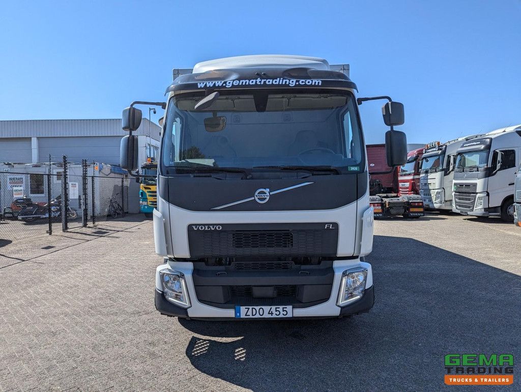 Volvo FL240 4x2 Daycab Euro6 – 12T - Geschlossene/isolierte Box 7,5 m – Boxheizung – Hebebühne 1500 kg – Kamera