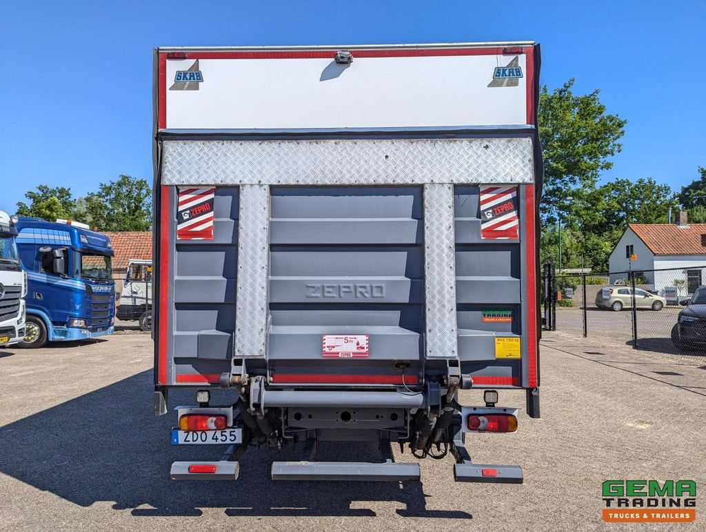 Volvo FL240 4x2 Daycab Euro6 – 12T - Geschlossene/isolierte Box 7,5 m – Boxheizung – Hebebühne 1500 kg – Kamera