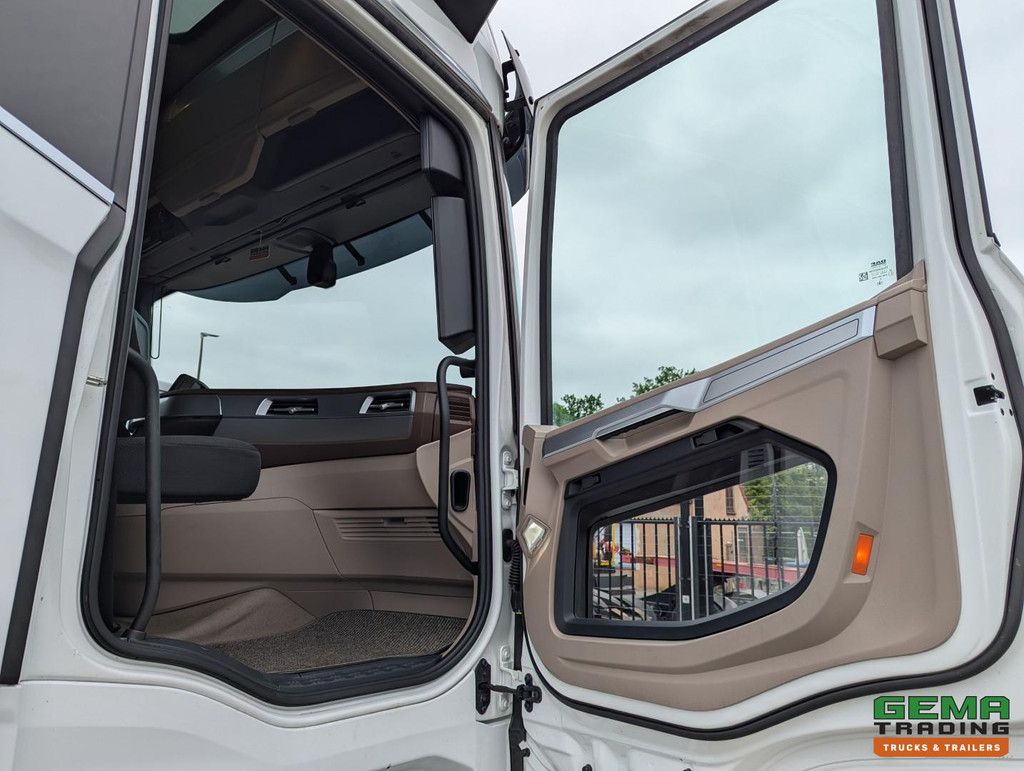 DAF XG+ 4x2 Euro6E - MEGA/Lowdeck - Retarder - Double tanks - MirrorCam - 3 DVS StarRating