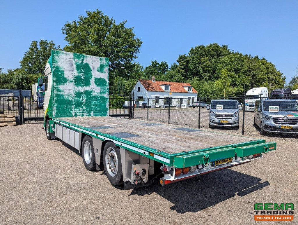 DAF XF 530 FAN 6x2/4 SuperSpaceCab Euro6C – Retarder – Offene Ladefläche 7,4 m – SmartTacho V2 – Nockenwellenproblem – TÜV 05/2026