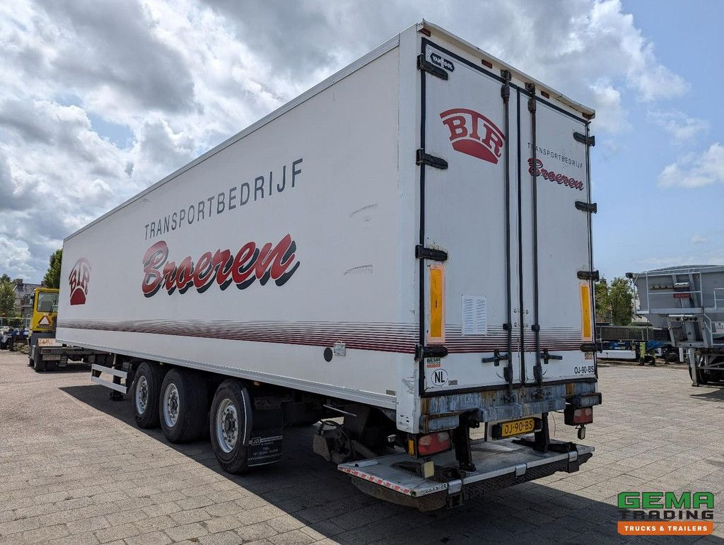 Van Hool 3B2014 3-Axles BPW - Steering Axle - Closed Body - Galvanized - 12/2025 MOT