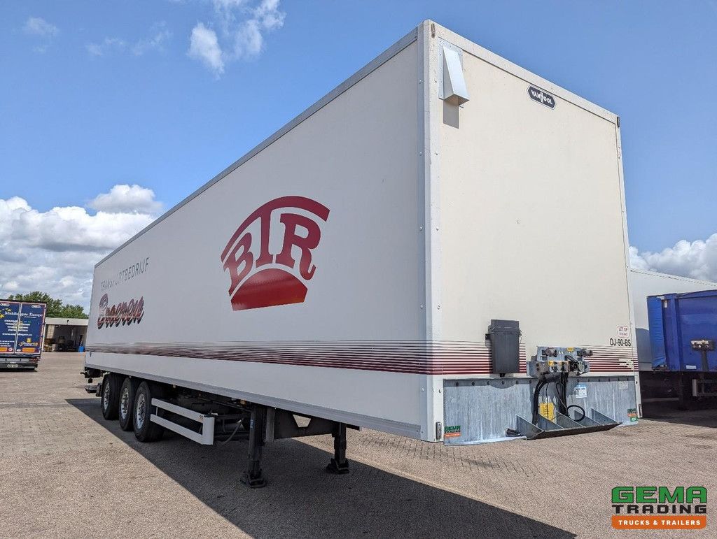 Van Hool 3B2014 3-Axles BPW - Steering Axle - Closed Body - Galvanized - 12/2025 MOT