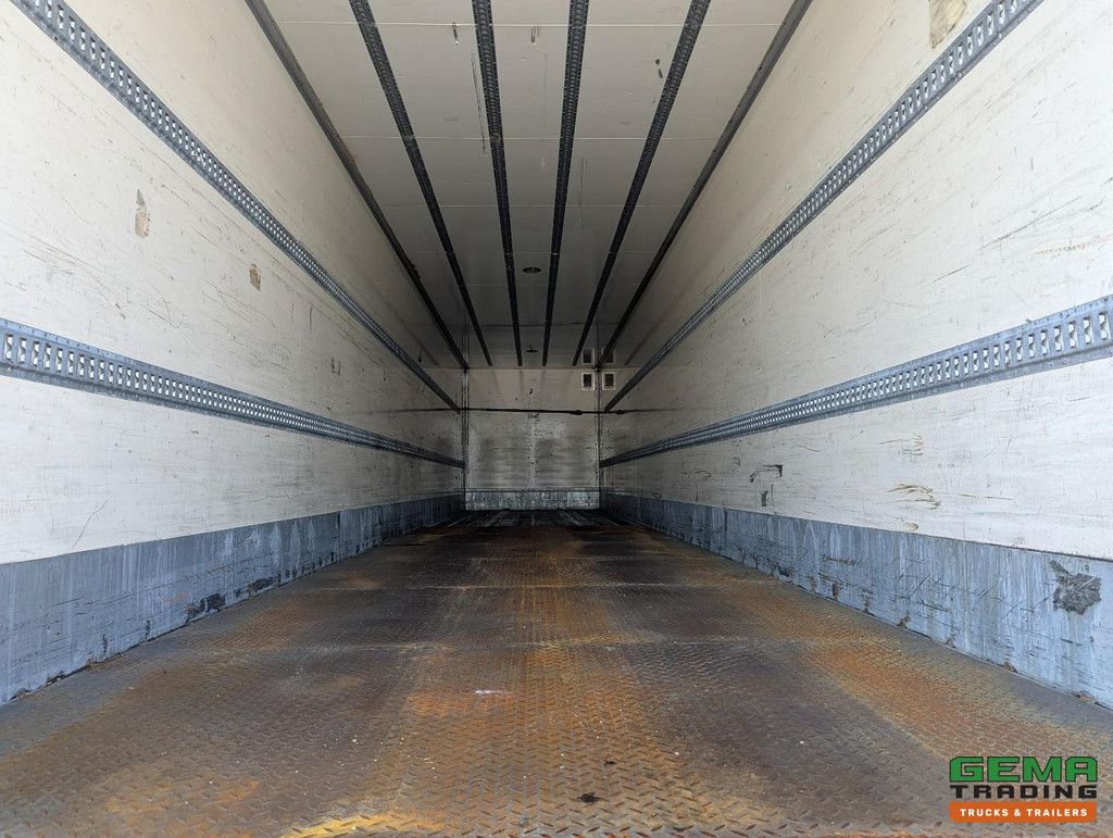 Van Hool 3B2014 3-Axles BPW - Steering Axle - Closed Body - Galvanized - 12/2025 MOT