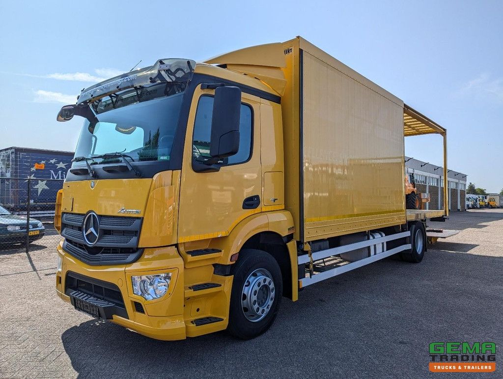 Mercedes-Benz Antos 1933 4x2 Daycab Euro6 – Geschlossener Kasten 8,9 m – Schiebetüren – Ladebordwand 2000 kg – Fangmaul