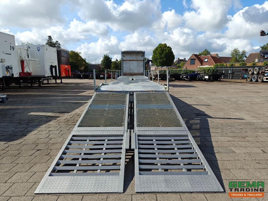 DAF CF 430 FAX 8x2/6 Day Cab Euro6D - Machine Transporter + 2-axle Trailer - Hydraulic Ramps - Removable 10,000L Water Tank - 20,000km! Original