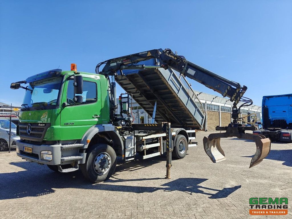 Mercedes-Benz AXOR 1829 AK 4x4 Dagcab Euro5 - Kipper + Terex 105.2 - RadioGrafisch - NaafReductie